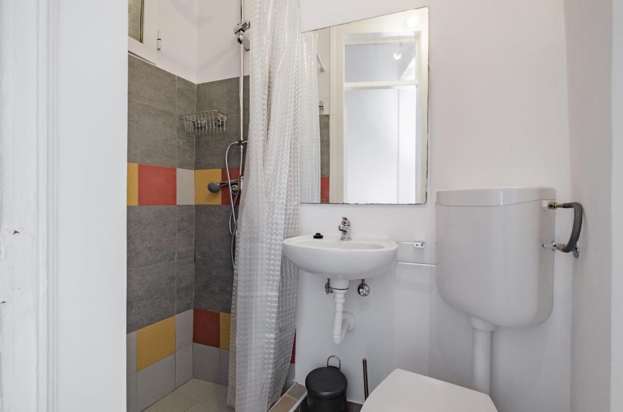 New! Unique 1 Bedroom Apartment- Santa Catarina 42 リスボン エクステリア 写真