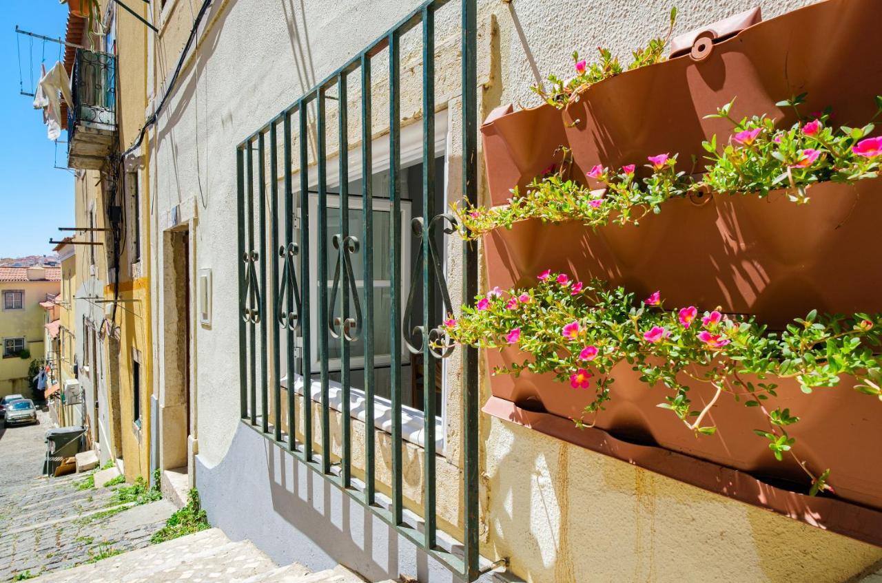 New! Unique 1 Bedroom Apartment- Santa Catarina 42 リスボン エクステリア 写真